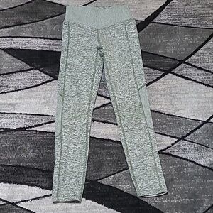 VS PINK 2019 COZY OLIVE ANKLE LEGGINGS